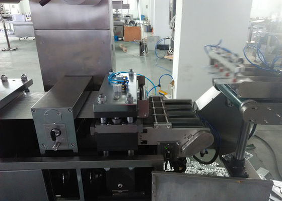Línea automática de la empaquetadora del cartón de la ampolla de Alu Alu del CE para la cápsula, píldora, paquete de la tableta